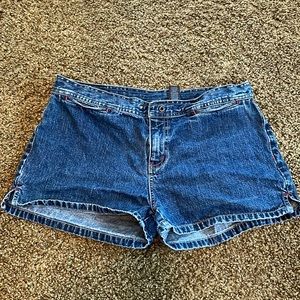 VINTAGE DKNY JEAN SHORTS